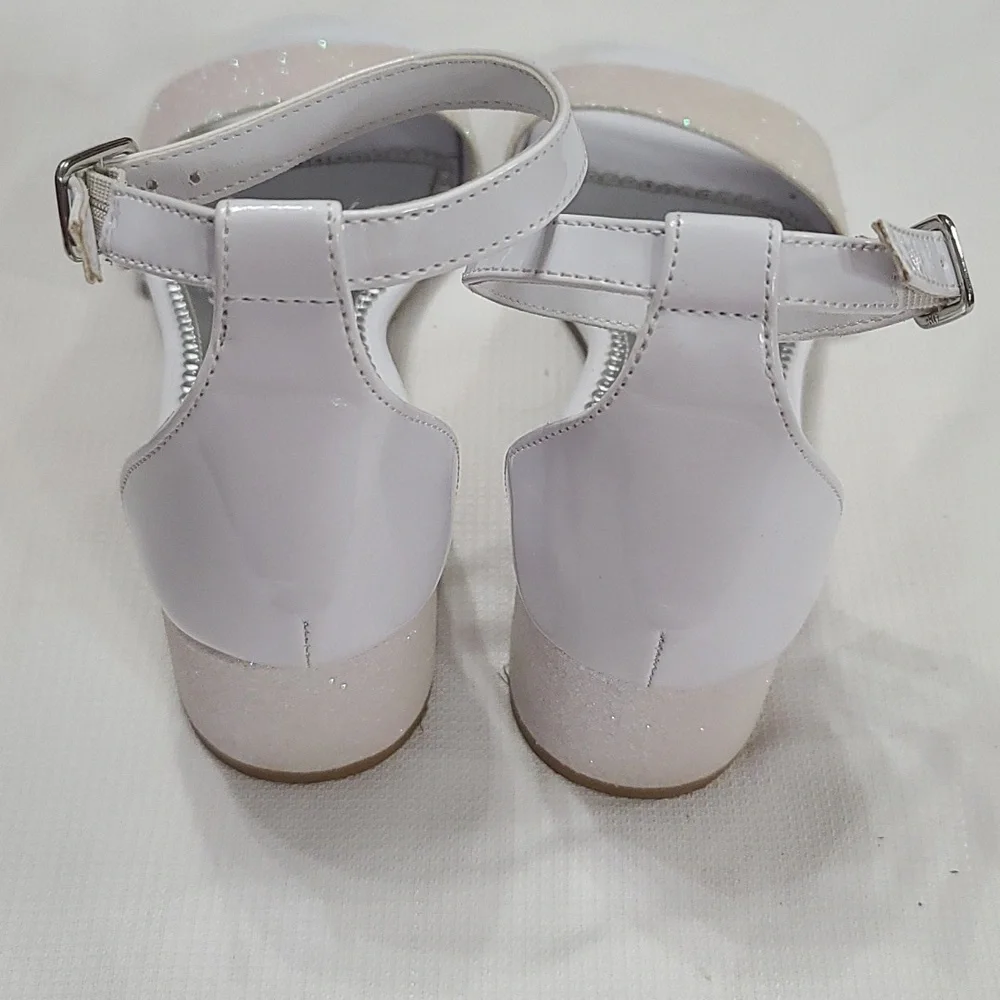 Christie&Jill Girls Sandals White Iridescent Glittery Ankle Strap‎ Heel Sz 4 EUC